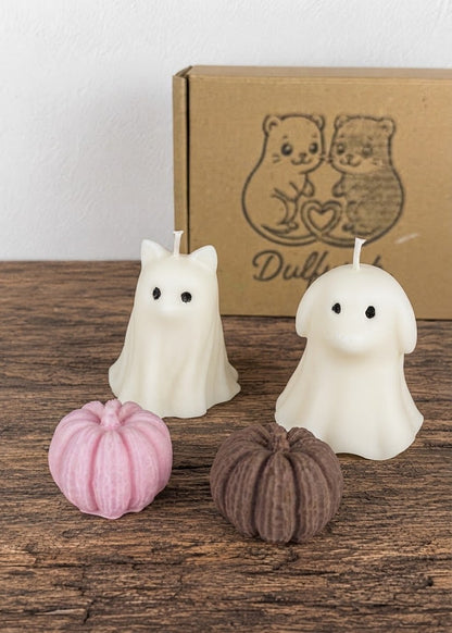 Fantasmas que dejan huella de perro y gato y calabazas vision frontal halloween otoño Dulfuret